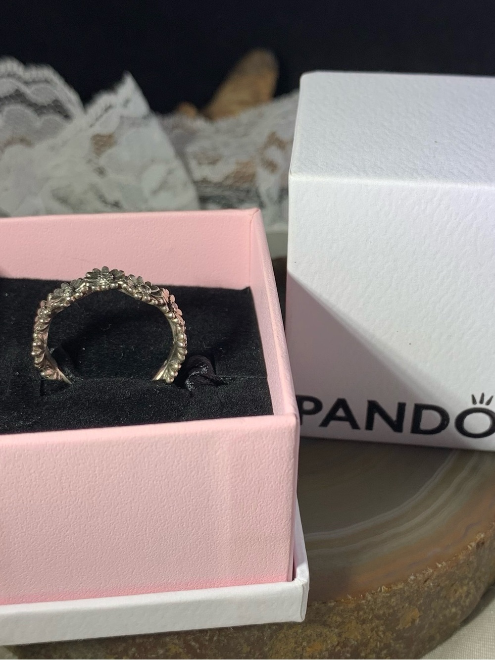 Pandora Sterling Silver CZ Daisy Flower Band Ring size 6.